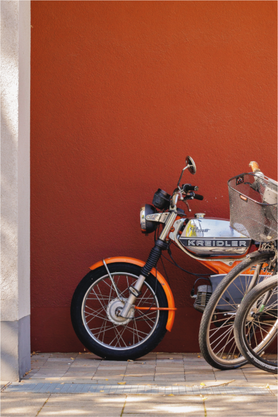 Main image Orange Bike